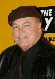 Poze Stacy Keach - Actor - Poza 7 din 11 - CineMagia.ro