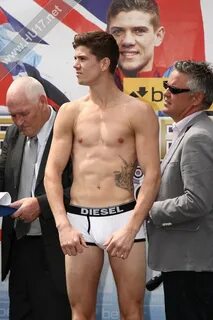 Beauty and Body of Male : Luke Campbell Shirtless At Weigh I