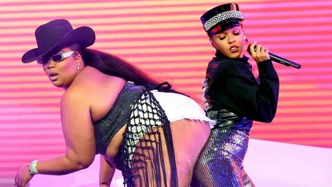 Watch Janelle Monáe Bring Out Lizzo at Coachella 2019 Pitchf