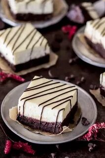 Cheesecake Brownies -- decadent, rich brownies with a thick 