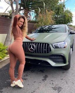 Sommer Ray Photo Gallery, Bio, Pictures 