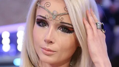 10 Pictures of 'Human Barbie' Valeria Lukyanova That Prove S