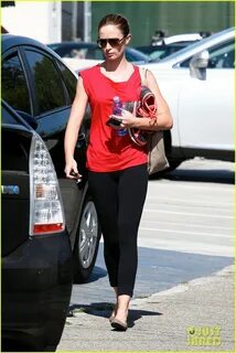 Emily Blunt: Gym Beauty: Photo 2700090 Emily Blunt Pictures 