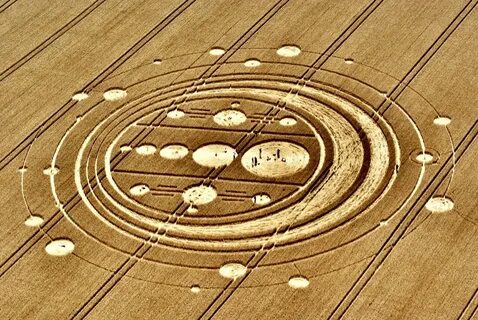 Загадки кругов на полях: Как отличают "настоящие" круги от п