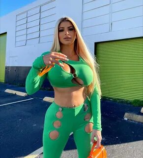 𝐍 𝐄 𝐘 𝐋 𝐄 𝐄 𝐍 𝐀 𝐒 𝐇 𝐋 𝐄 𝐘 🦋 в Instagram: "happy St.Patrick’s