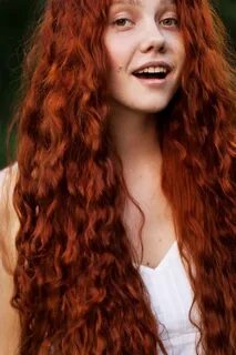 curly red hair Red curly hair, Natural red hair, Beautiful r
