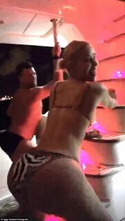 Iggy Azalea Twerks Up A Storm While Wearing Nothing But A Sk