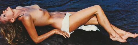 Ursula Andress nude, naked, голая, обнаженная Урсула Андресс