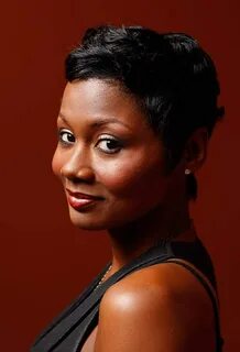 Picture of Emayatzy Corinealdi