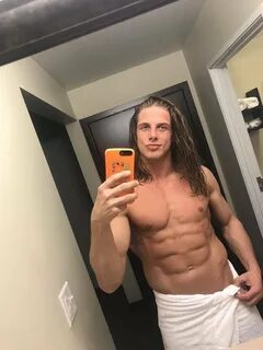 Matt Riddle Parody (@KingOfBros_NXT) Твиттер