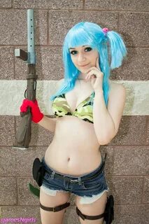 Camo bikini Bulma cosplay Cosplay camo bikini Bulma from t. 