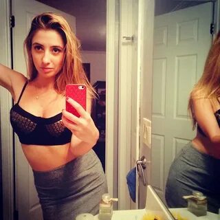 IWantMyLauren / Lauren Francesca Sexy Cleavage and Bikini (6