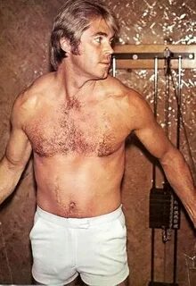 Dennis Cole