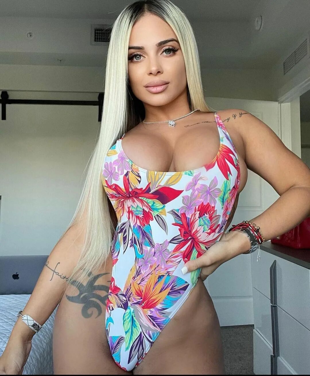 Fitbarbie90 onlyfans