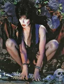 Pin by John Beeman on elvira Cassandra peterson, Vampire gir