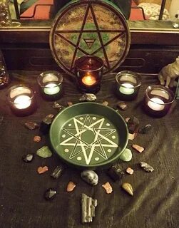 o galadhremmin ennorath Brujeria, Wicca, Altar