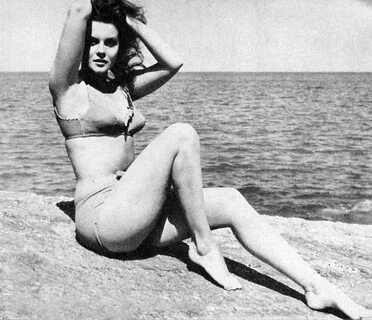 65+ Ann-Margret Hot Pictures Are Too Delicious For All Her F