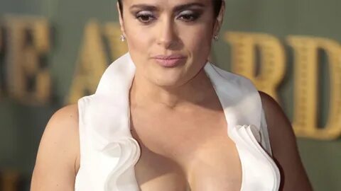 Top ten boobs in hollywood