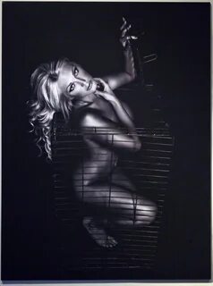 Brooke Hogan nude in cage for new PETA ad campaign