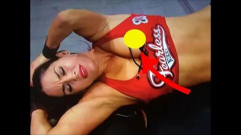 top 10 wardrobe malfunction wwe doesn't want you to see - Yo