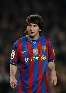 Lionel Messi Moptop - Shoulder Length Hairstyles Lookbook (m