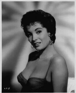 Pictures of Linda Cristal