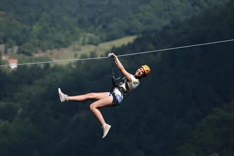 Doživite nezaboravnu avanturu, zip line let iznad kanjona Ta