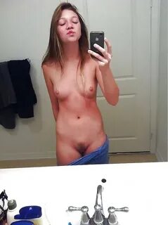 VikoPorn - Amateur Real My Girlfriends Nude Selfie - Photo #