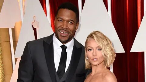 Kelly Ripa Not Returning to 'Live!' Until Next Week Amid Mic