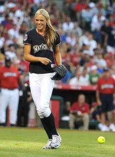 Jennie Finch Photostream Sports hairstyles, Jennie finch, Fe