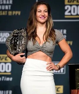 File:Miesha tate champ.jpg - Wikimedia Commons