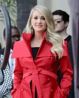 Carrie Underwood Fisher Red leather jacket, Carrie underwood