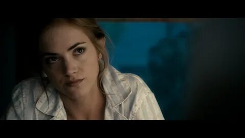 Gone (2012) - Emily Wickersham as Molly - IMDb