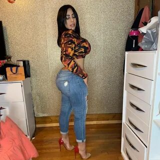 Thick Pics on Twitter: "Thick Busty Latina in Blue Jeans htt