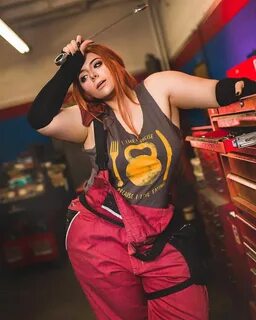 ilovegirlswhocosplay:"Mariah Mallad as Brigitte Lindholm 😍 👏