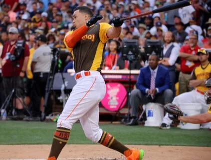 File:Giancarlo Stanton competes in final round of the '16 T-