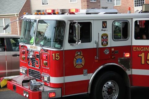 File:Engine 15 - Anacostia Station - District of Columbia Fi