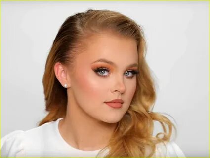 JoJo Siwa Looks So Different After James Charles' Makeover -