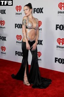 Halsey Flaunts Her Sexy Tits at the iHeartRadio Music Awards (65 Photos) .