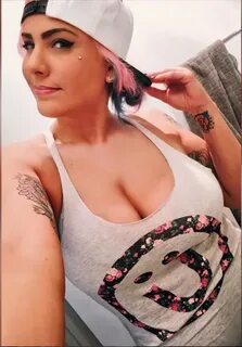 Natalie Casanova or Zombiunicorn (Youtuber) Big tits. : Requ