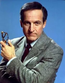 Daniel J. Travanti, actor Daniel j, Hill street blues, Actor