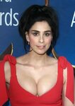 Leaked sarah silverman shows off deep cleavage 🍓 #TheFappeni