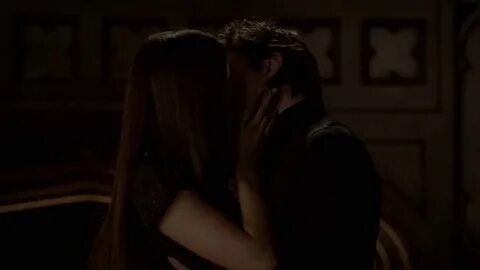 Damon and Elena - The Vampire Diaries Couples foto (37327935