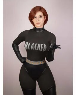 SmorgBorg på Twitter: "Helen Parr blacked cosplay https://t.