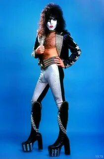 KISS Photo: Paul Stanley 1978 Paul stanley, Kiss costume, Ki
