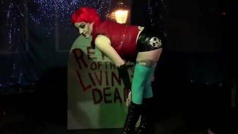 MasoKiss -Trash (Return of the Living Dead) - YouTube