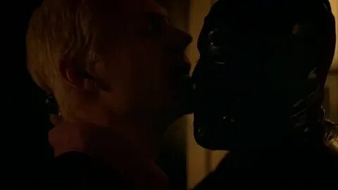 TV News: American Horror Story records its most explicit gay