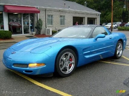 1998 Nassau Blue Metallic Chevrolet Corvette Coupe #37322114