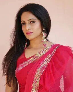 Udaya bhanu stuns in pink ruffle saree! Fashionworldhub