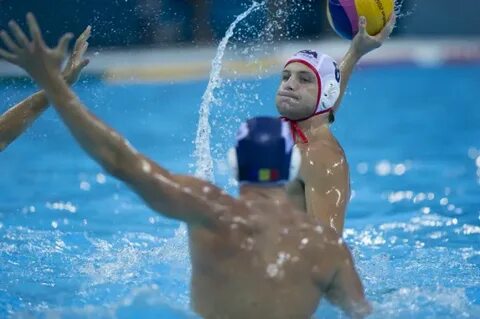 Ryan Bailey: 1 reason to plunge into men’s water polo - SheK